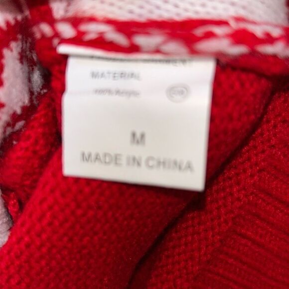 Women’s Oversized Turtleneck Red Christmas Sweater(Size Medium) - Picture 6 of 7